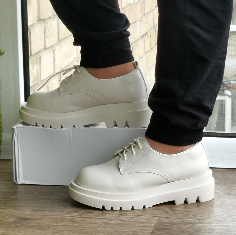 Женские Бежевые Туфли Броги Кроссовки Белые на Танкетке Кожаные Оксфорды (размеры: 36,37,38,39,40,41) - 6-26 Днепр - изображение 2