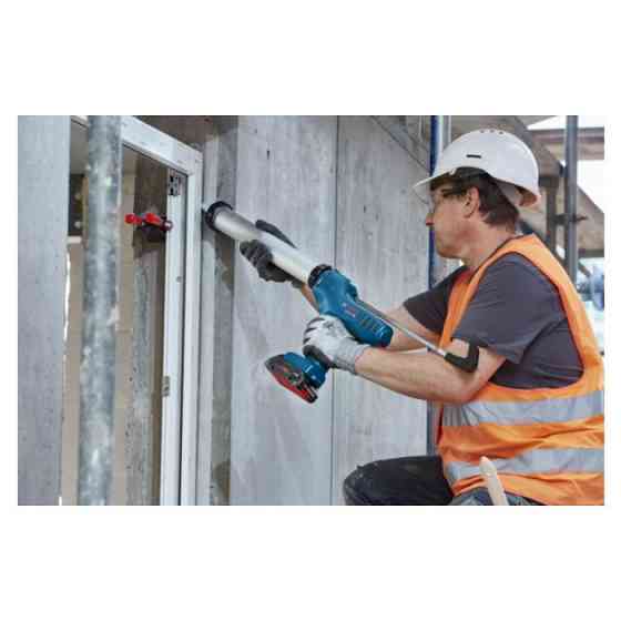 Аккумуляторный пистолет для герметика Bosch GCG 18V-600 18 В, 3,5 кН, 600 мл, без АКБ и ЗУ Киев