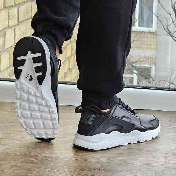Чоловічі Чорні Кросівки Nike Huarache Шкіряні Найк (розміри: 41,42,43,44,45) Відео Огляд Дніпро