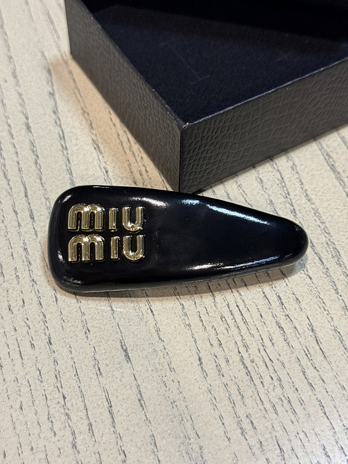 Шпилька для волосся MIU MIU в чорному кольорі Одеса - фото 1