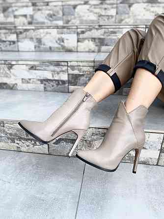 Nivelle Черевики жіночі NIVELLE капучино натуральна шкіра 35р. каблук 10см (3927) Коломия