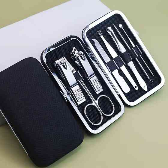 Набор инструментов для маникюра и педикюра в кейсе,пинцет,пилочка,ножницы в наборе 8 шт, цвет серый Каменец-Подольский