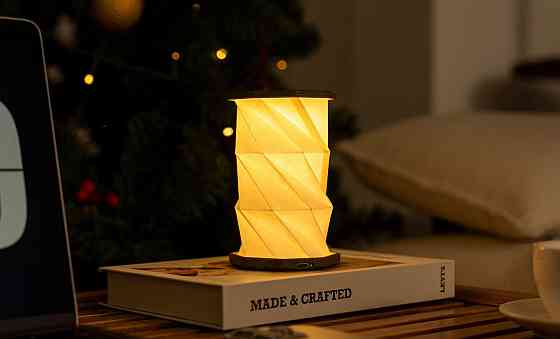 Светильник на аккумуляторе Gingko Mini Hexagon Twist, орех | G036M-WT Винница