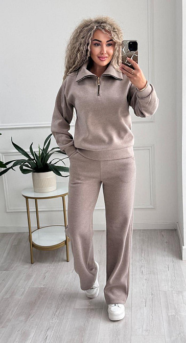 Женский стильный и теплый вязаный костюм осень-зима на трикотажной основе. Капучино, 42/44 Одесса - изображение 1