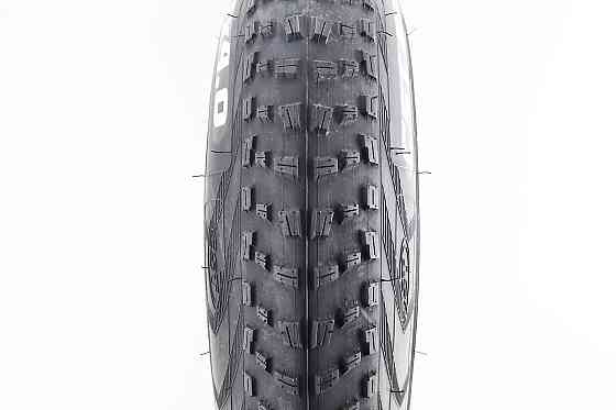 Шина 20\"x4,00 (100-406 ) шипована CST BFT C-1752 Бершадь