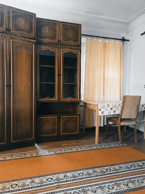 Здам кімнату жінці. Комуналка входить у вартість. Запоріжжя - фото 2