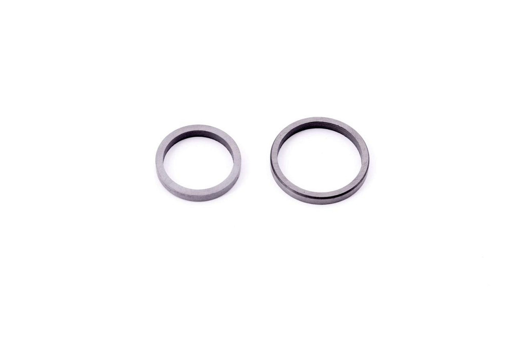 Гнезда впускного и выпускного клапанов мотоблок 190N (12Hp) Мукачево - изображение 1