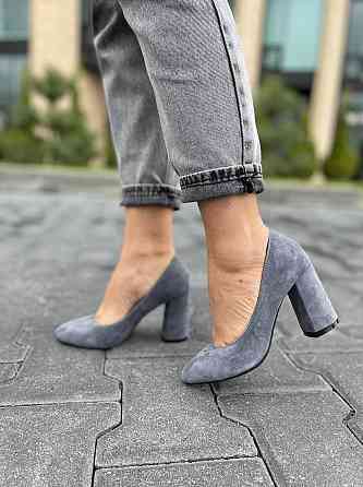 Nivelle Туфлі жіночі NIVELLE сірі натуральна замша каблук 9 см 35-40 (1592/8051-8045) Коломия