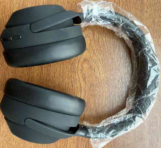 Навушники Sony WH-1000XM4 чорного кольору. Київ