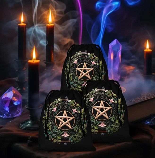 Мешочек из велюра для карт Таро или рун 