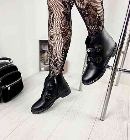 Mioli Жіночі черевики MIOLI чорні натуральна шкіра висота 12см розмір 38 (3149) Коломия