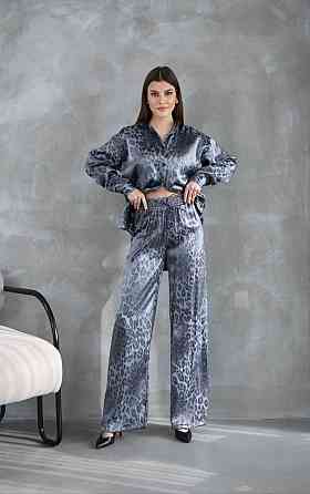 Жіночий легкий прогулянковий леопардовий костюм двійка: сорочка і штани Одеса
