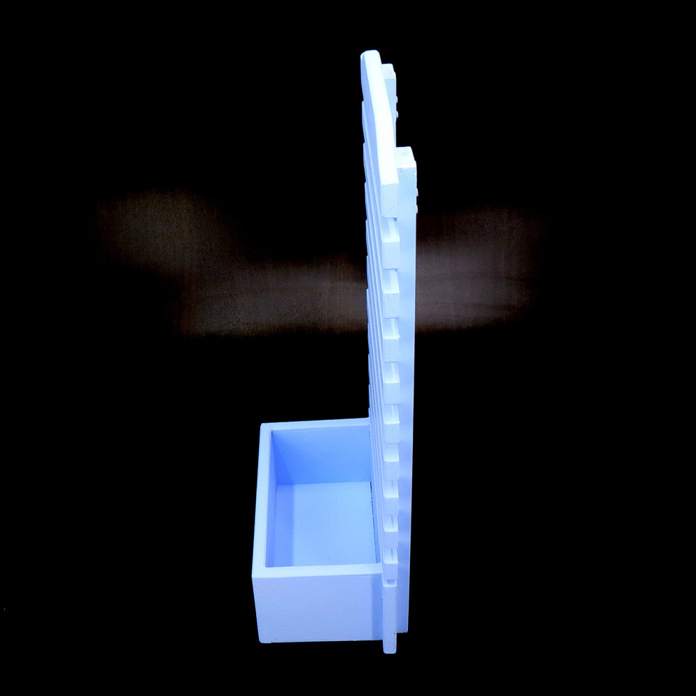 Полка настенная для цветов 