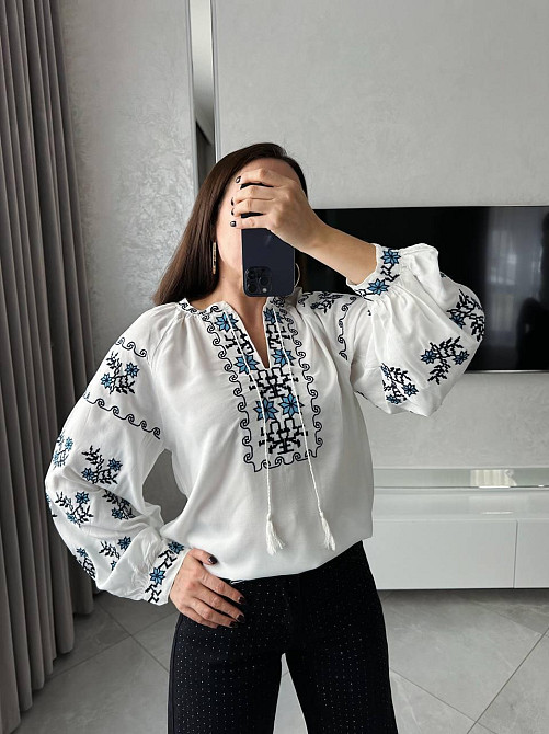 Женская современная вышиванка с растительными мотивами 80% хлопок, 20% полиэстер 46 Одесса - изображение 3