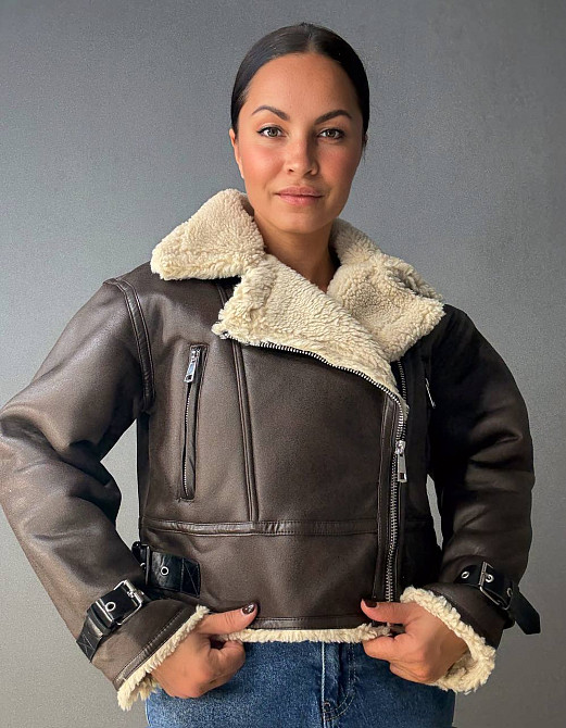 Дублянка жіноча Aftf Basic 2418 коротка косуха з бежевим хутром коричнева, коричневий, L Київ - фото 15