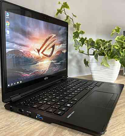 Ноутбук Сенсорный: Fujitsu Lifebook U729X c гарантией , i5 8/256Gb Киев