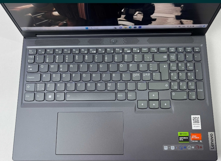 Новый! Ноутбук: Legion Slim 5.2K 165Hz. RTX 4060 8Gb. 140W R5 7640HS 16' 1TB 16Gb. Харьков - изображение 2