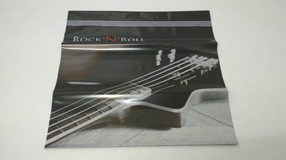 Полиэтиленовый пакет (40х40) с пластиковой ручкой 