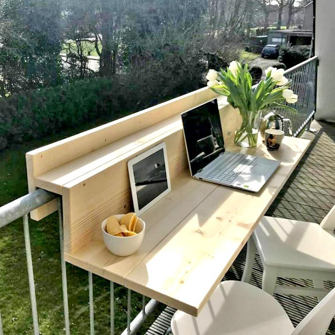 Подвесной балконный столик 