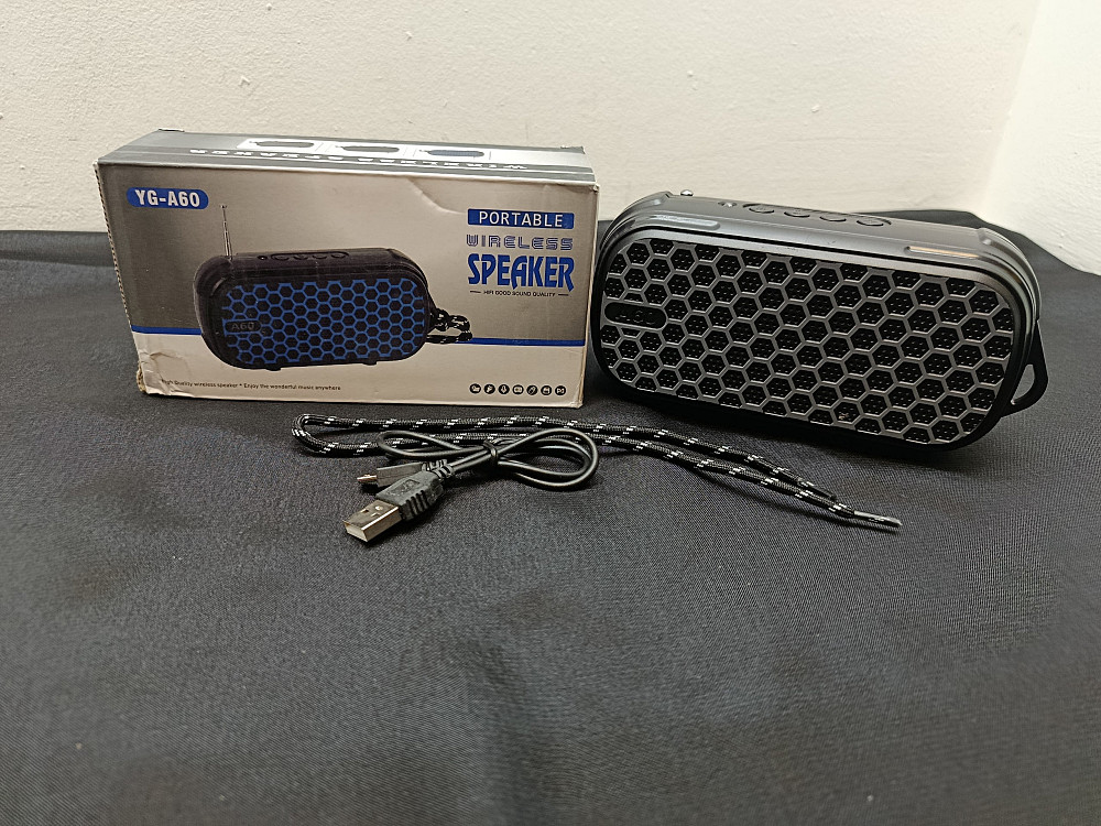 Портативна Bluetooth колонка із сонячною панеллю та FM-радіо YG-A60 Луцк - изображение 1