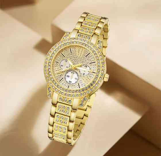 Подарочный набор для женщин Сердце наручные часы браслет кольцо ожерелье серьги без подарочной коробки золотой Киев