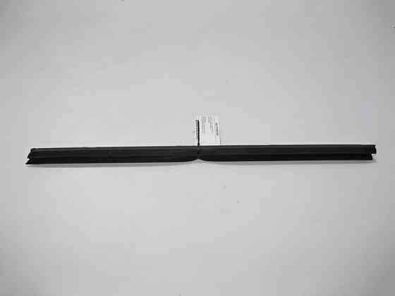 Mercedes-Benz  A2137250365 Ущільнювальна планка переднього лівого скла внутрішня E-Class W213 Одесса