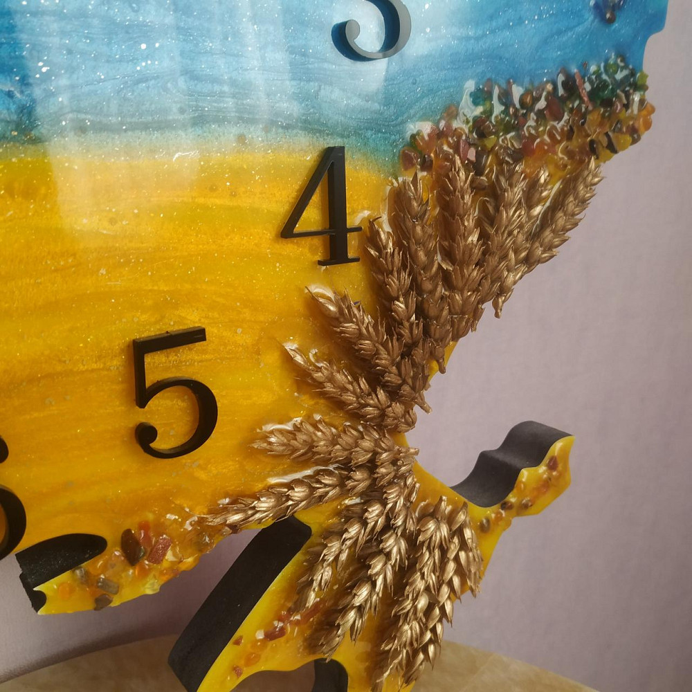 Часы настенные 80*55 см из эпоксидной смолы ручной работы 