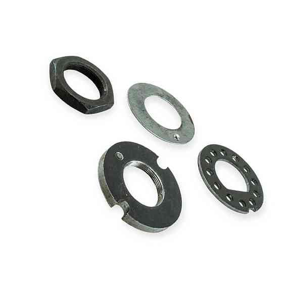 Гайка маточини передній камаз Мукачево