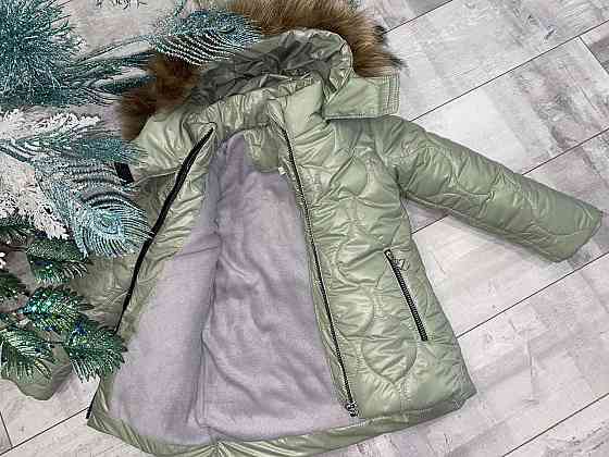 Зимняя курточка на девочку в зеленом цвете 140 Николаев