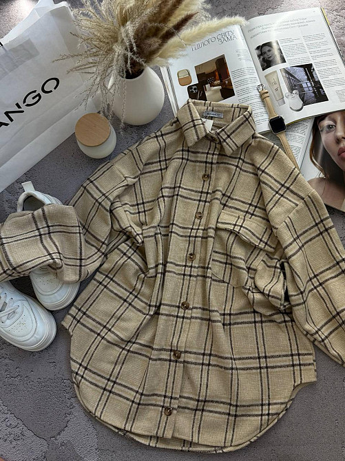 Жіноча тепла оверсайз сорочка в клітинку на ґудзиках кашемір Беж Одеса - фото 1
