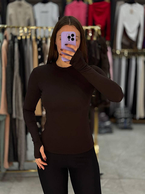 Женский базовый трикотажный лонгслив из вискозы Шоколад, 46/48 Одесса - изображение 1