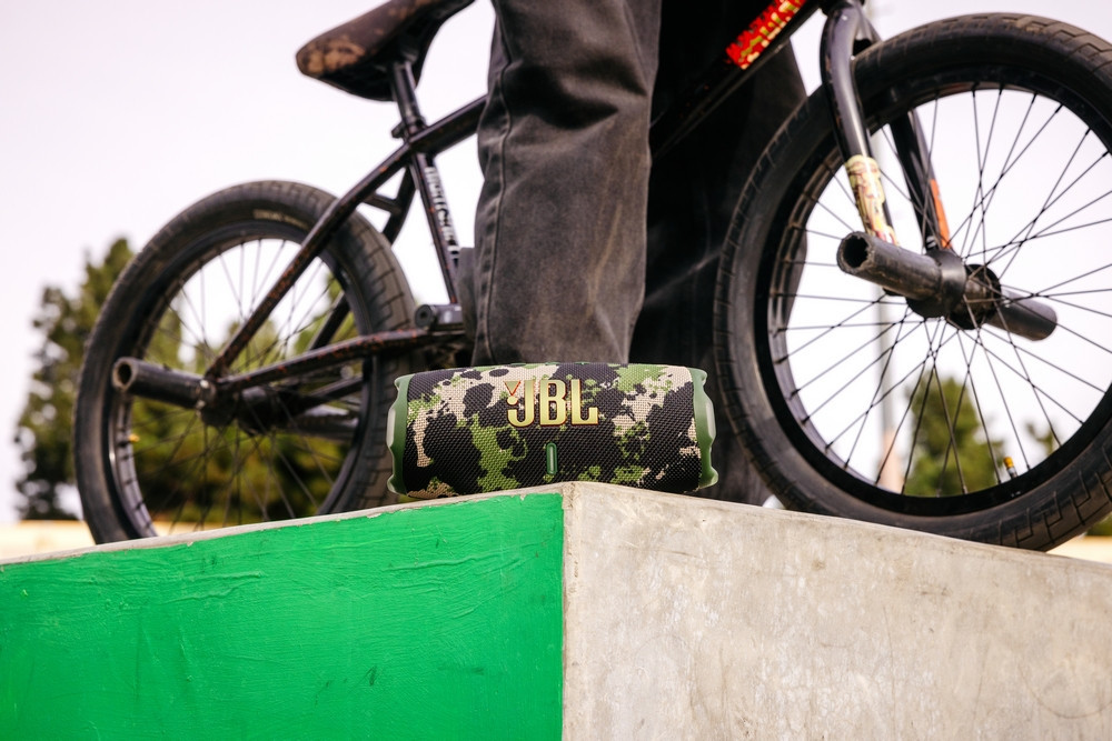 Портативна акустика JBL Charge 6 White (JBLCHARGE6WHT) (7106537) Київ - фото 10