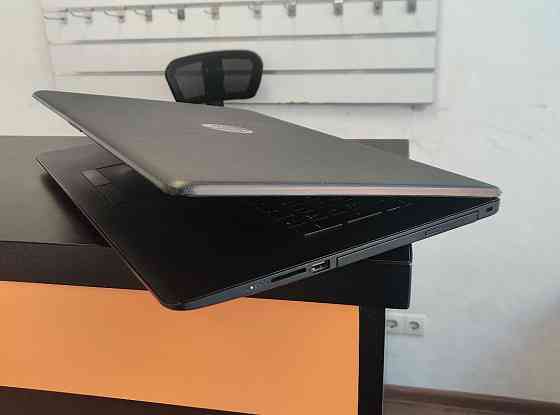 Бюджетний ноутбук HP Pavilion 17z-ak000 Киев