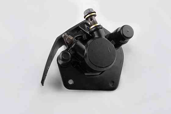 Супорт гальмівний (дисковий) скутер Сузукі Адреса 50, Летс II (передній однопоршневий) Мукачево