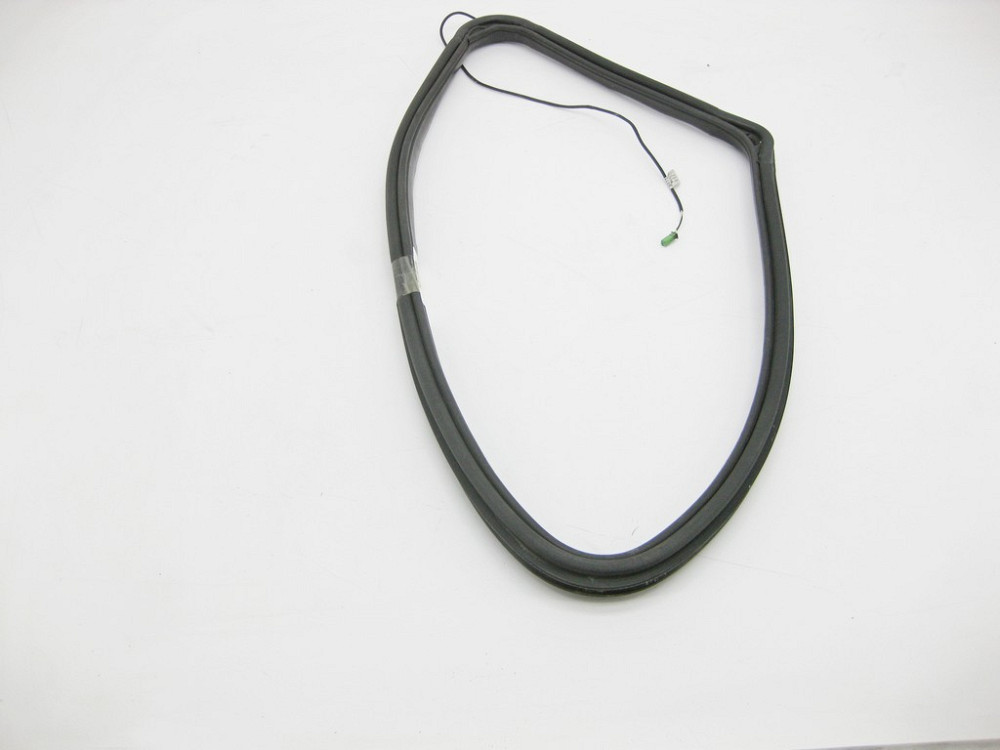 Mercedes-Benz  A2516702439 Ущільнювач висувної кватирки в правому задньому крилі R-Class W251 Одеса - фото 2