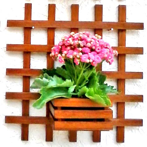 Полка настенная для цветов 