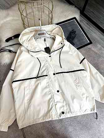Жіноча вітровка оверсайз із подвійним капюшоном плащівка еммі Білий, 48/52 Одеса