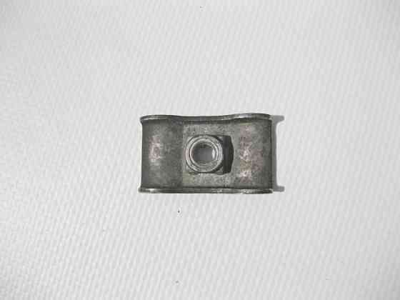 Mercedes-Benz  A0009952632 Хомут кріплення масляних трубок з привареною гайкою M6 Одеса