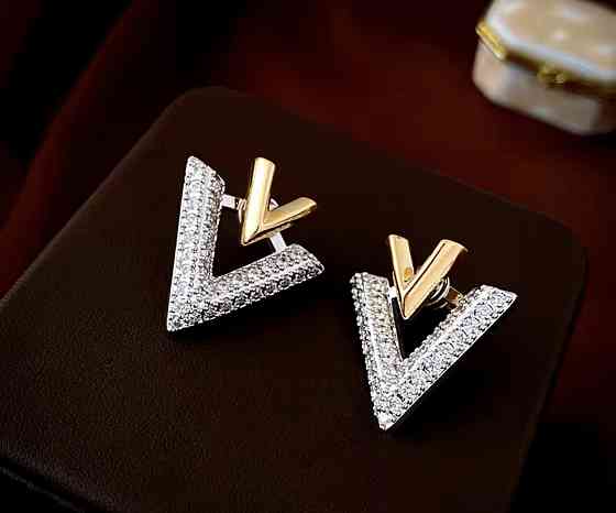 Сережки-гвоздики 