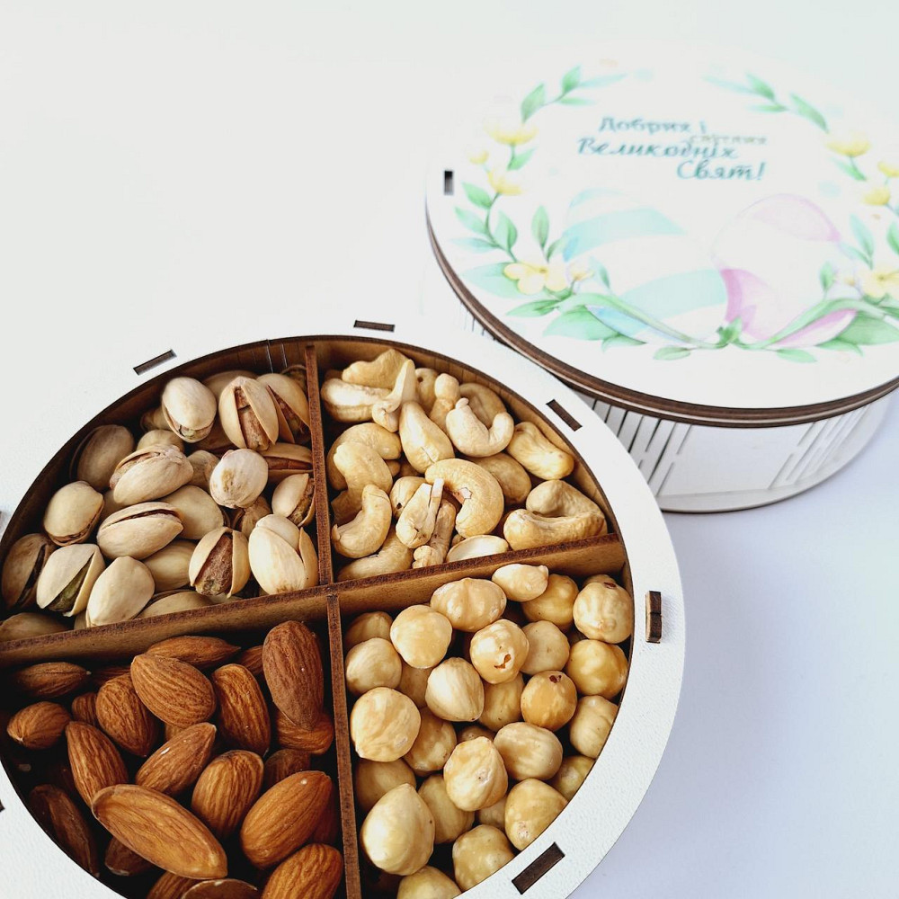 Подарунковий набір горіхів у дерев'яній коробочці 300 грамів, до Великодня. Одеса - фото 4