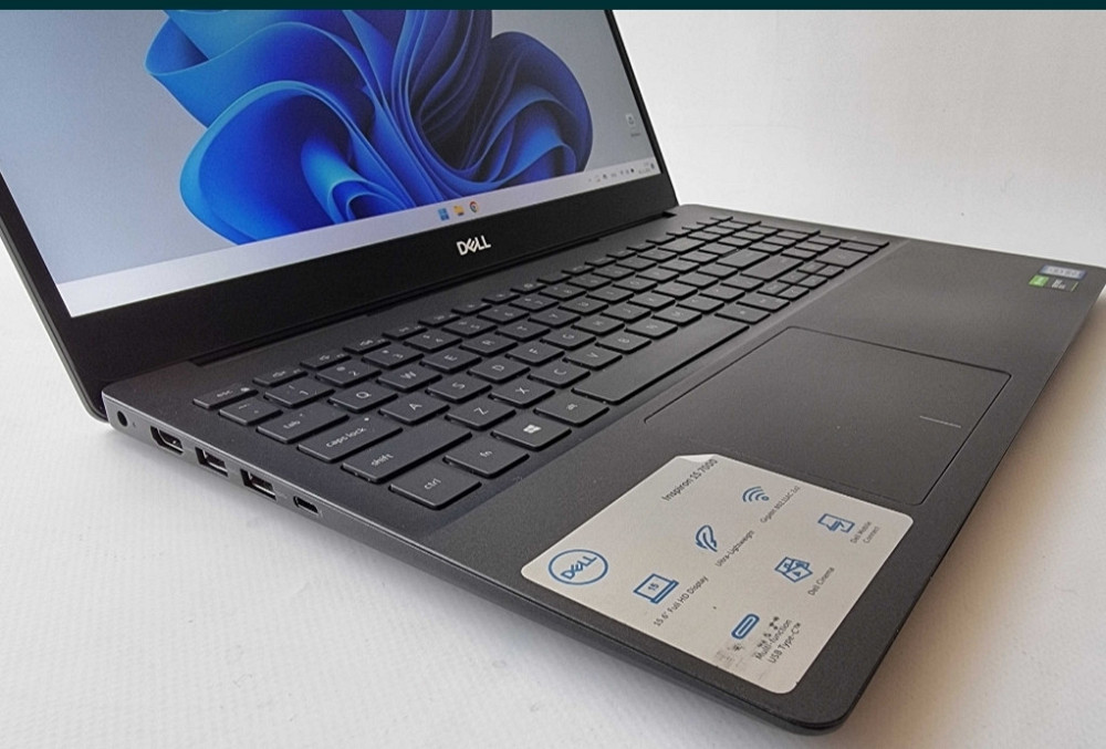 Ноутбук DELL Inspiron 7590 i5 9300H/GTX 1050 3Gb/RAM 8Gb/SSD 512Gb Київ - фото 2