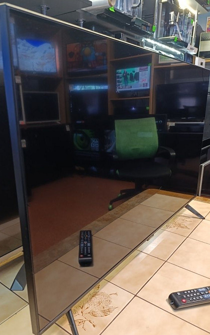 Телевизор Samsung 43