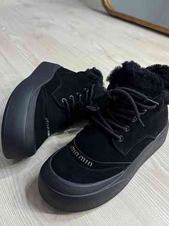 Черевики жіночі Hengji 677-1 замшеві високі кеди на хутрі чорні, 37, 23,5 см Київ