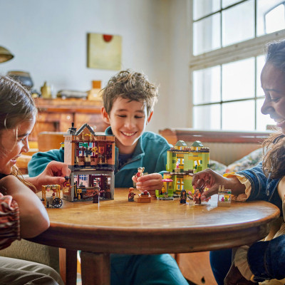 Конструктор LEGO Harry Potter Якісні товари для квідичу та кафе з морозивом (76452) Вінниця - фото 8