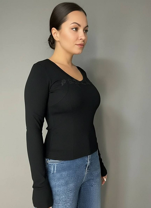 Лонгслів жіночий A-N 25079 рубчик реглан v-виріз з написом принт корсетні шви one size, чорний, one size Київ - фото 18