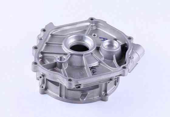 Кришка блока (під генератор) мотоблок 177F бензогенератор 2-3,5 KW Мукачево