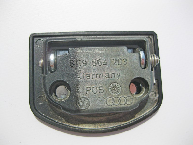 VAG  8D9864203 Стропувальний вух кріплення багажу чорний VW Passat Audi A3 A4 A6 A8 RS6 Одесса - изображение 8