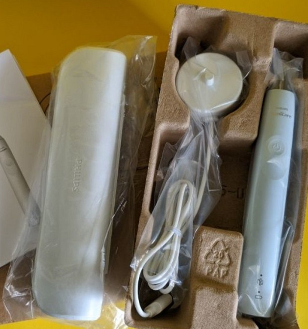 Електрична зубна Щітка: Phillips Sonicare 4100 USB. Київ - фото 1