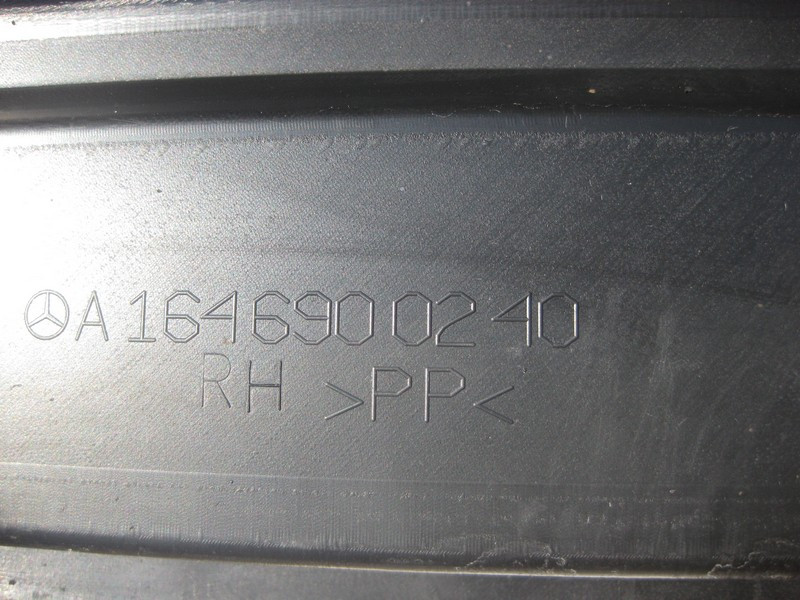 Mercedes-Benz  A1646900240 Порог пластиковий правий з напрямними ML W164 Одеса - фото 6