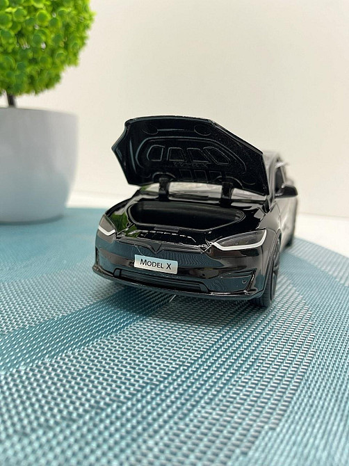 Машина Автосвіт Tesla Model X інерційна відчиняються двері капот багажник 17см Чорний (AP-2004) Чернигов - изображение 7